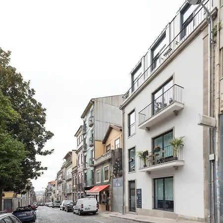 Lovelystay - Flat W/ Ac & Balcony * Oporto