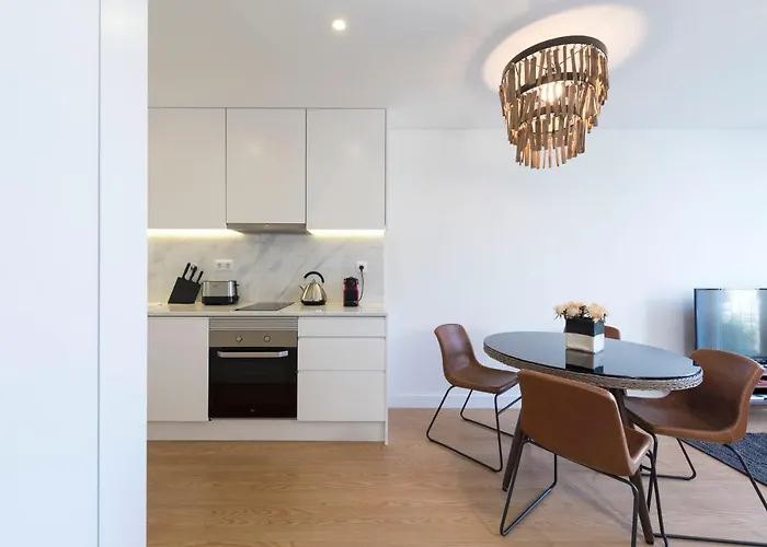 Daire Lovelystay - Flat W/ Ac & Balcony